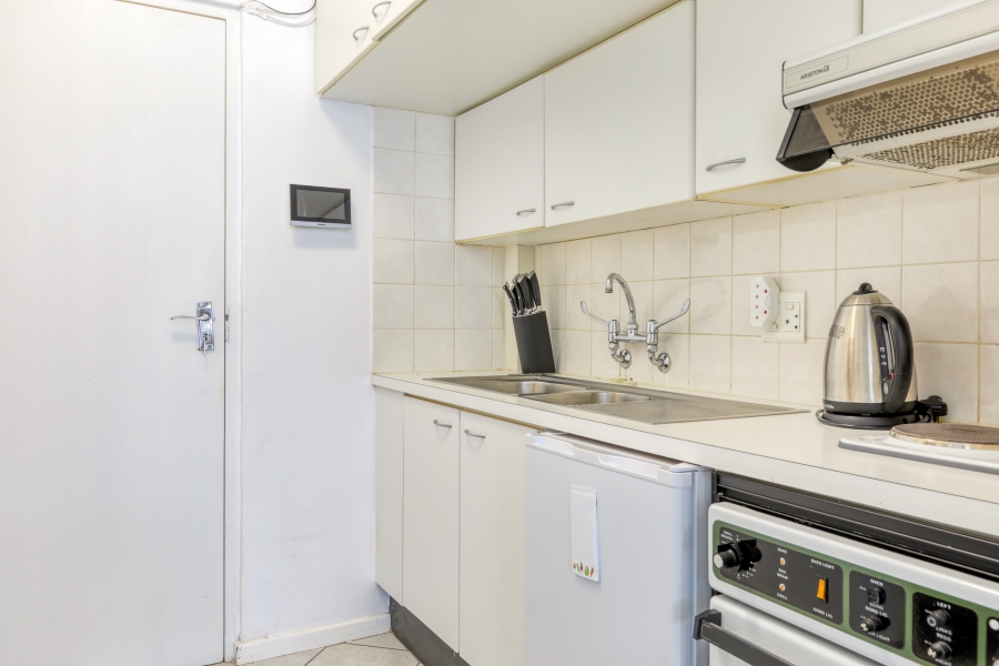 0 Bedroom Property for Sale in Mouille Point Western Cape